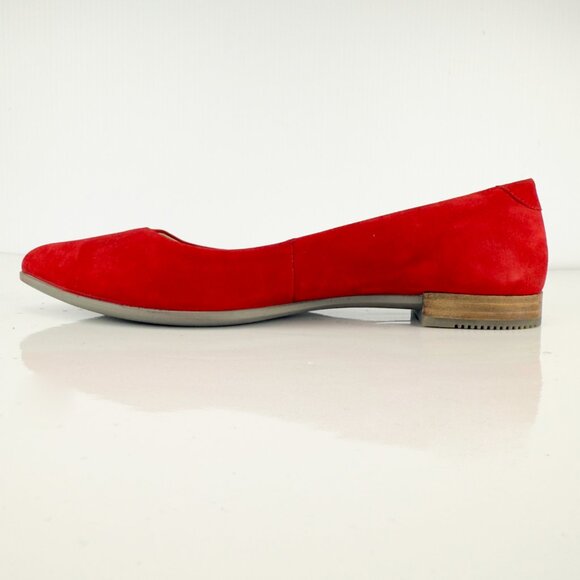 Ecco Red Suede Flats - Picture 6 of 10
